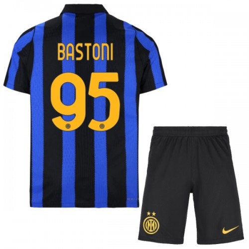 Inter Milan Bastoni 95 Pelipaita Koti 2026-27 - Lasten Inter Milan Bastoni 95 Pelipaita Koti 2026-27 - Lasten