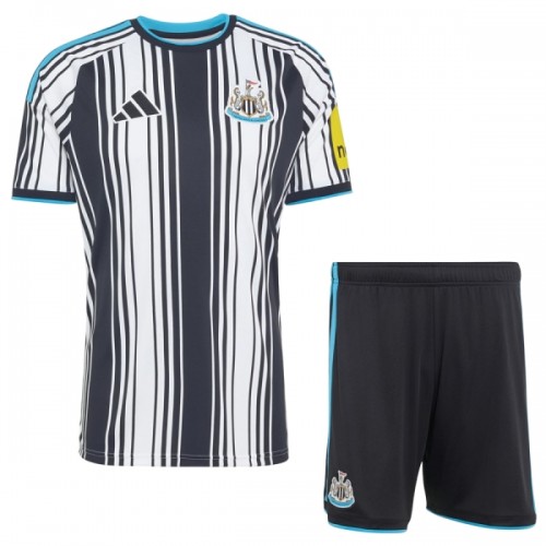 Newcastle United Pelipaita Koti 2026-27 - Lasten Newcastle United Pelipaita Koti 2026-27 - Lasten