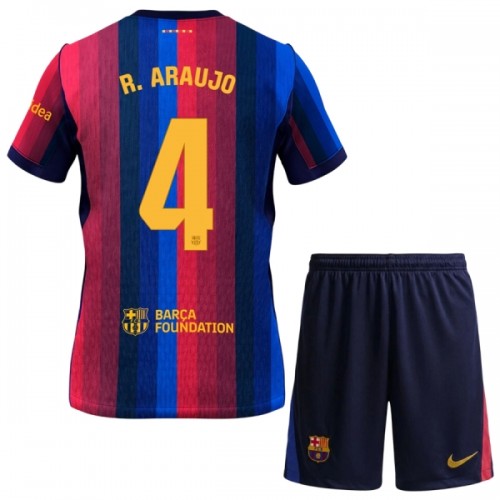 FC Barcelona R. Araujo 4 Pelipaita Koti 2026-27 - Lasten FC Barcelona R. Araujo 4 Pelipaita Koti 2026-27 - Lasten