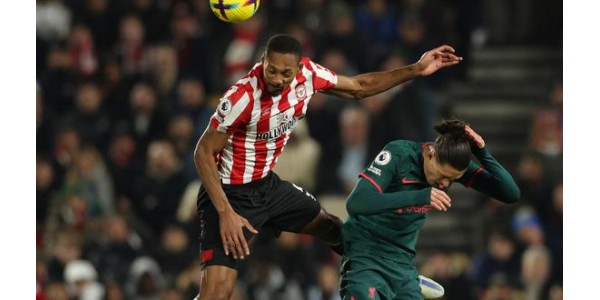 Liverpool 1-3 Brentford, 4 peräkkäistä liigavoittoa päättyi