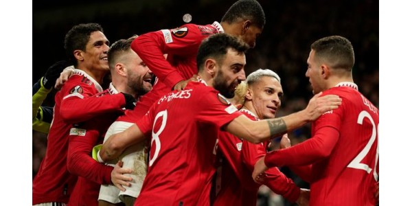 Eurooppa-liiga: Manchester United käänsi Barcelonan 2-1 ja eteni 4-3
