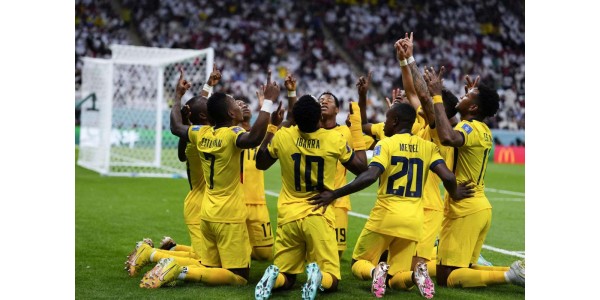 Isäntä hävisi ensimmäisen pelin MM-kisojen historiassa, Qatar 0:2 Ecuador Isäntä hävisi ensimmäisen pelin MM-kisojen historiassa, Qatar 0:2 Ecuador