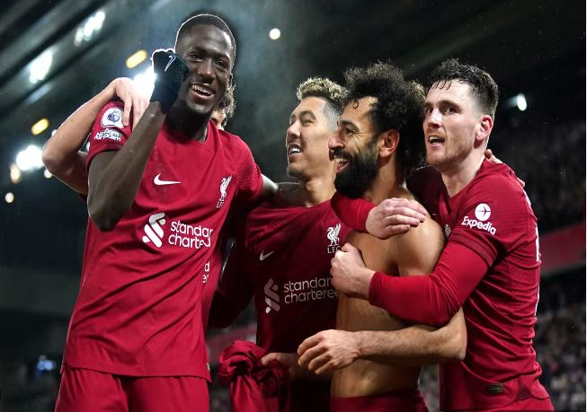 Liverpool 7-0 Manchester United! Salah on Liverpoolin historian paras maalintekijä